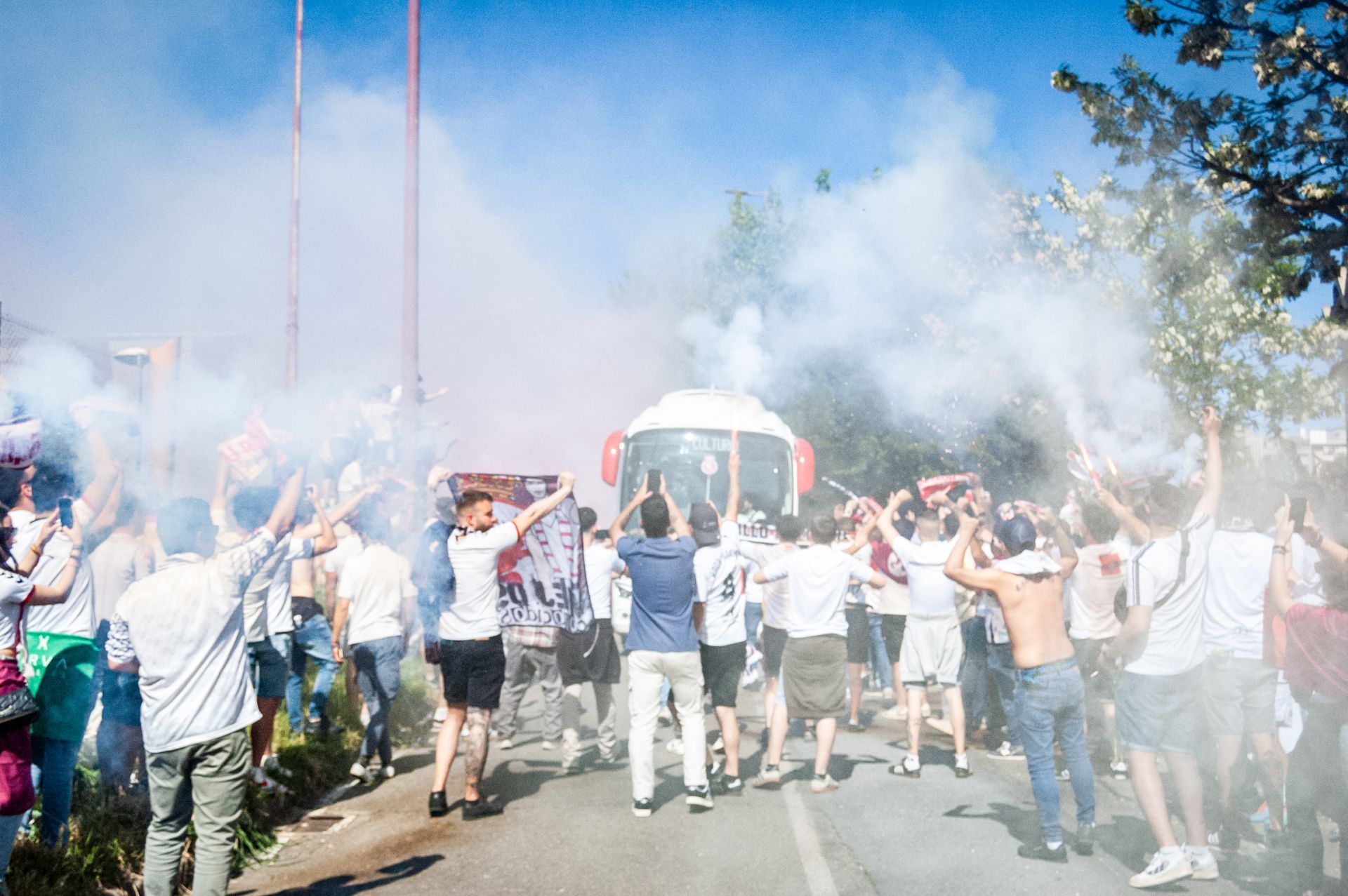 Las imágenes del recibimiento a los jugadores de la Cultural