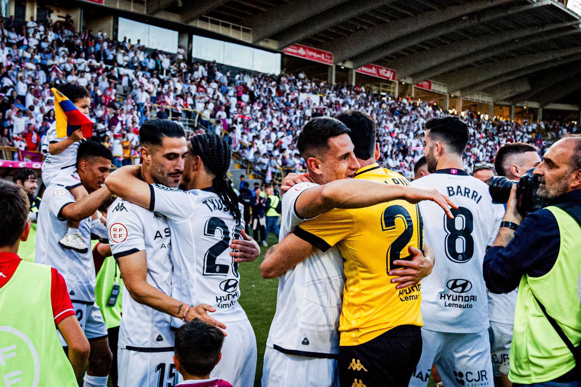 Así vivió el Reino de León el ascenso, en imágenes