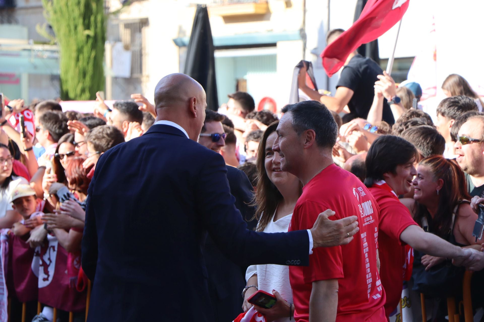 La rúa y recepción en San Marcelo de la Cultural, en imágenes