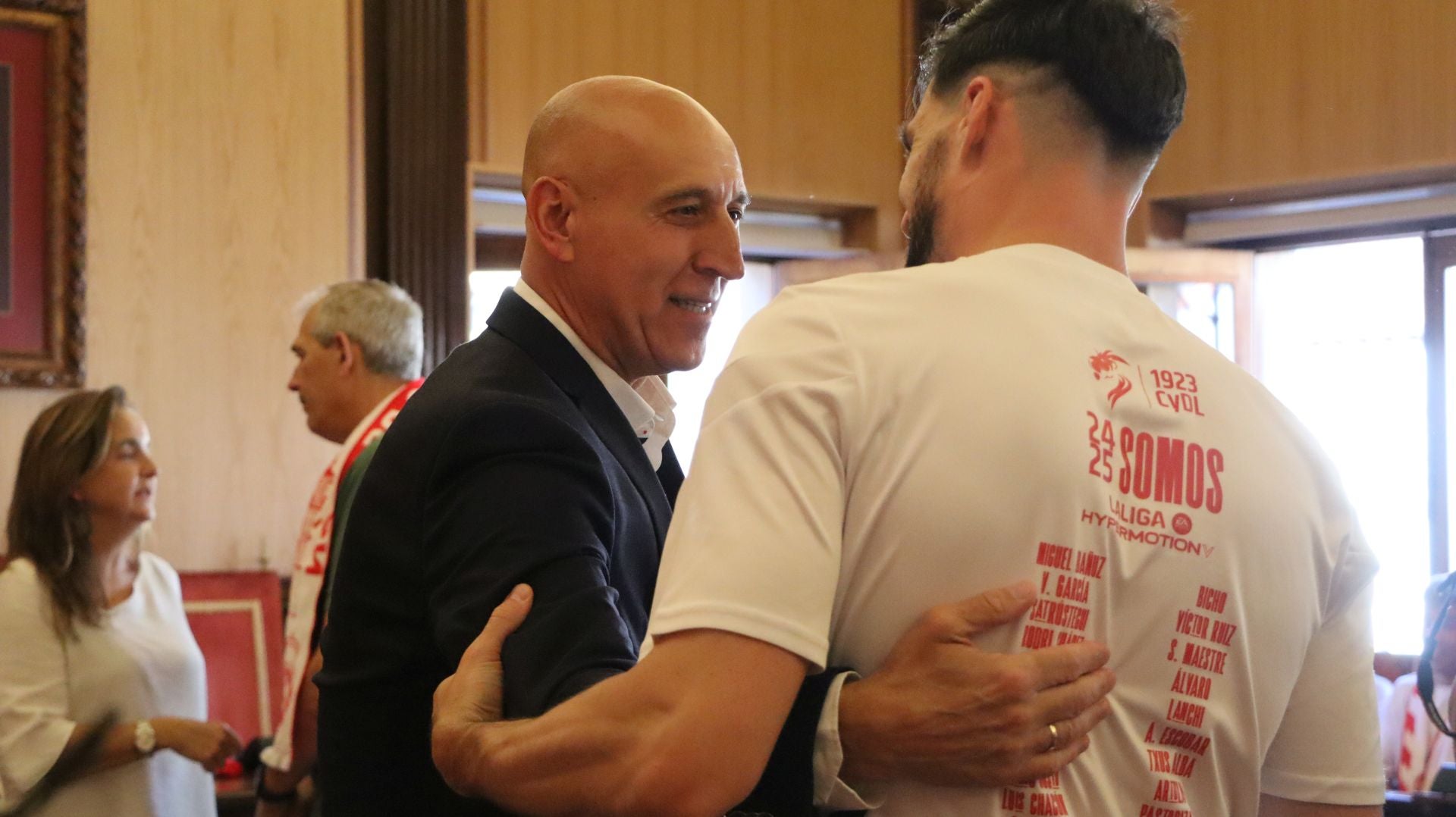 La rúa y recepción en San Marcelo de la Cultural, en imágenes