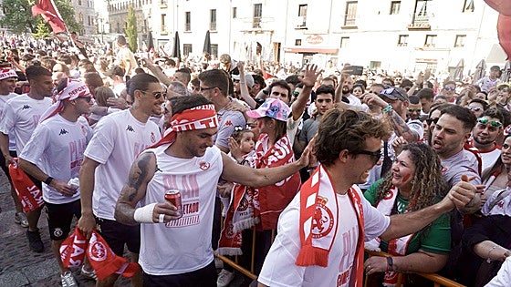 Cultural y León, un idilio con final feliz y un baño de masas para la historia