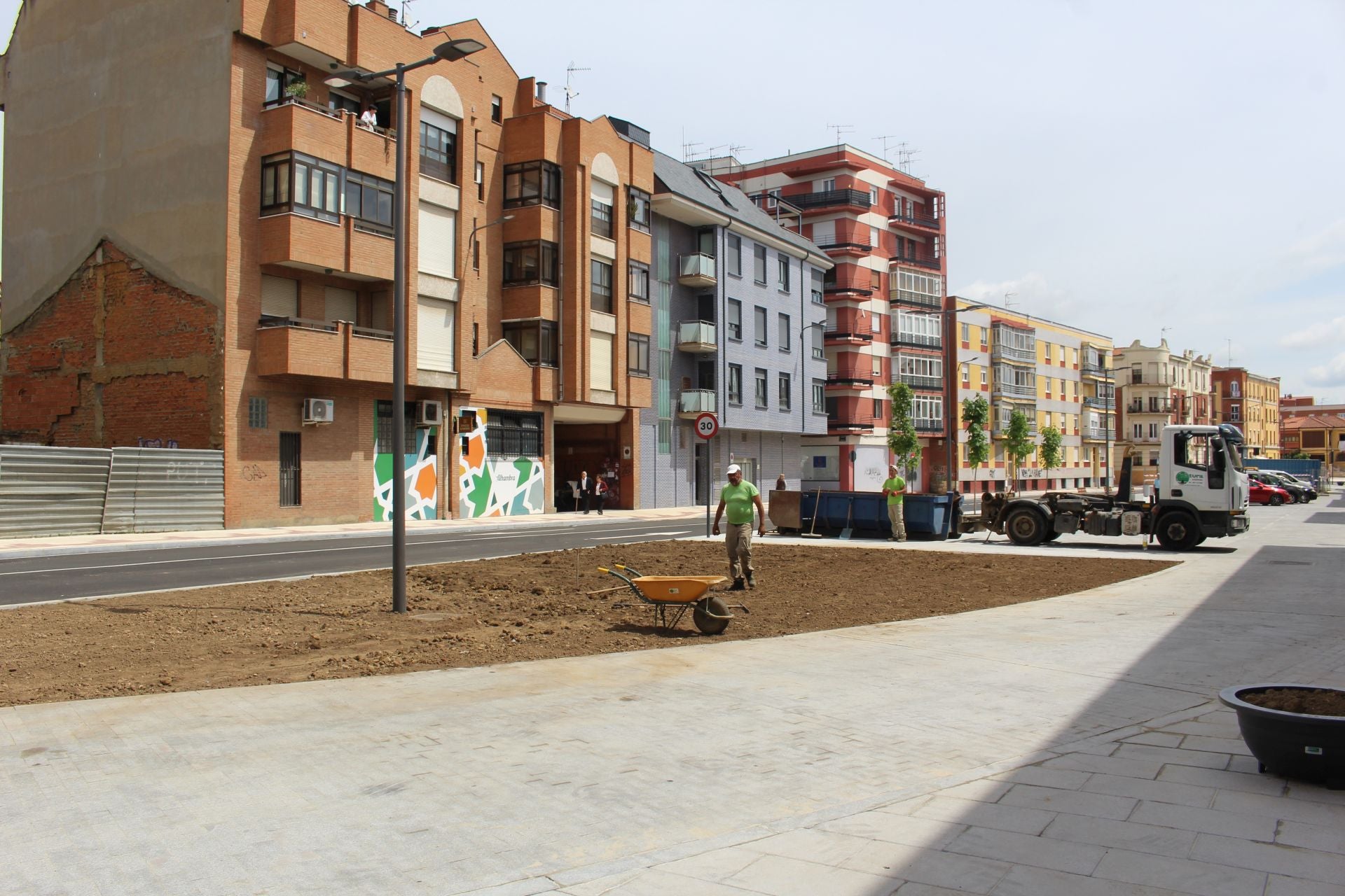 Abre la ronda interior de León en el Espolón