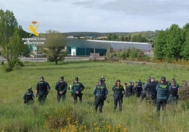 La Guardia Civil realiza un simulacro de búsqueda de desaparecidos en un pueblo de León
