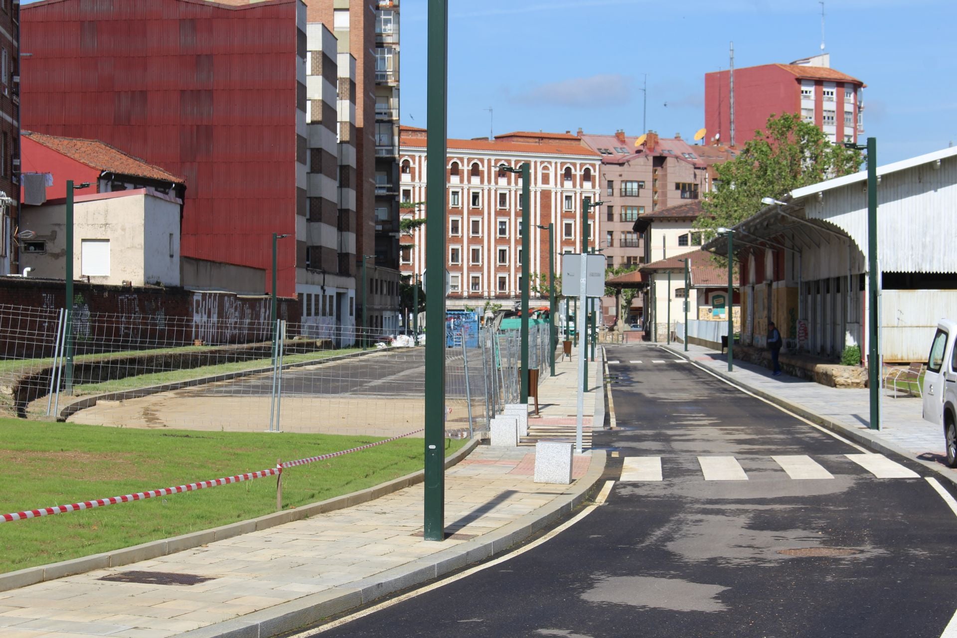 El entorno de Feve en León abre al tráfico