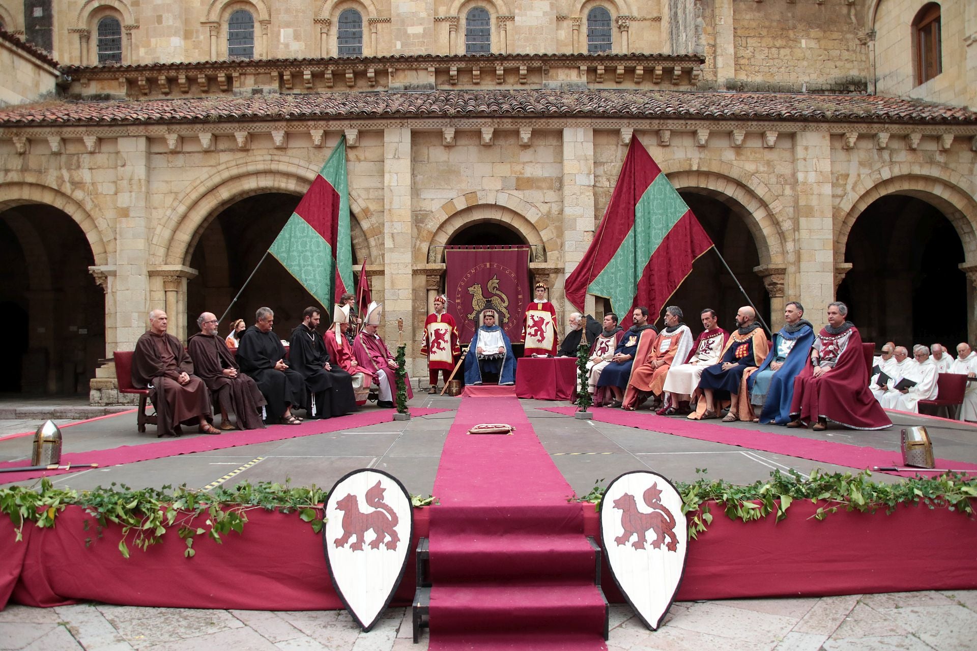 Estas son las imágenes de la representación de las Cortes de 1188