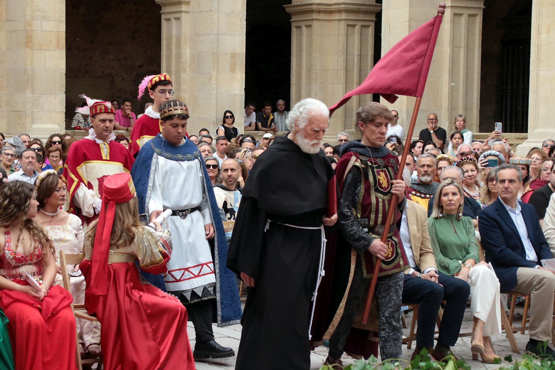 Estas son las imágenes de la representación de las Cortes de 1188
