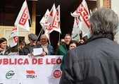 El profesorado leonés sigue a la cola en retribuciones y valoran «movilizarse»