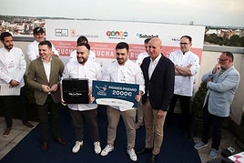 Entrega de premios y reconocimientos al ganador y finalistas del Certamen Gastronómico de la Trucha.