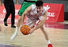 Fàbrega, en un partido de esta temporada con la Cultural.