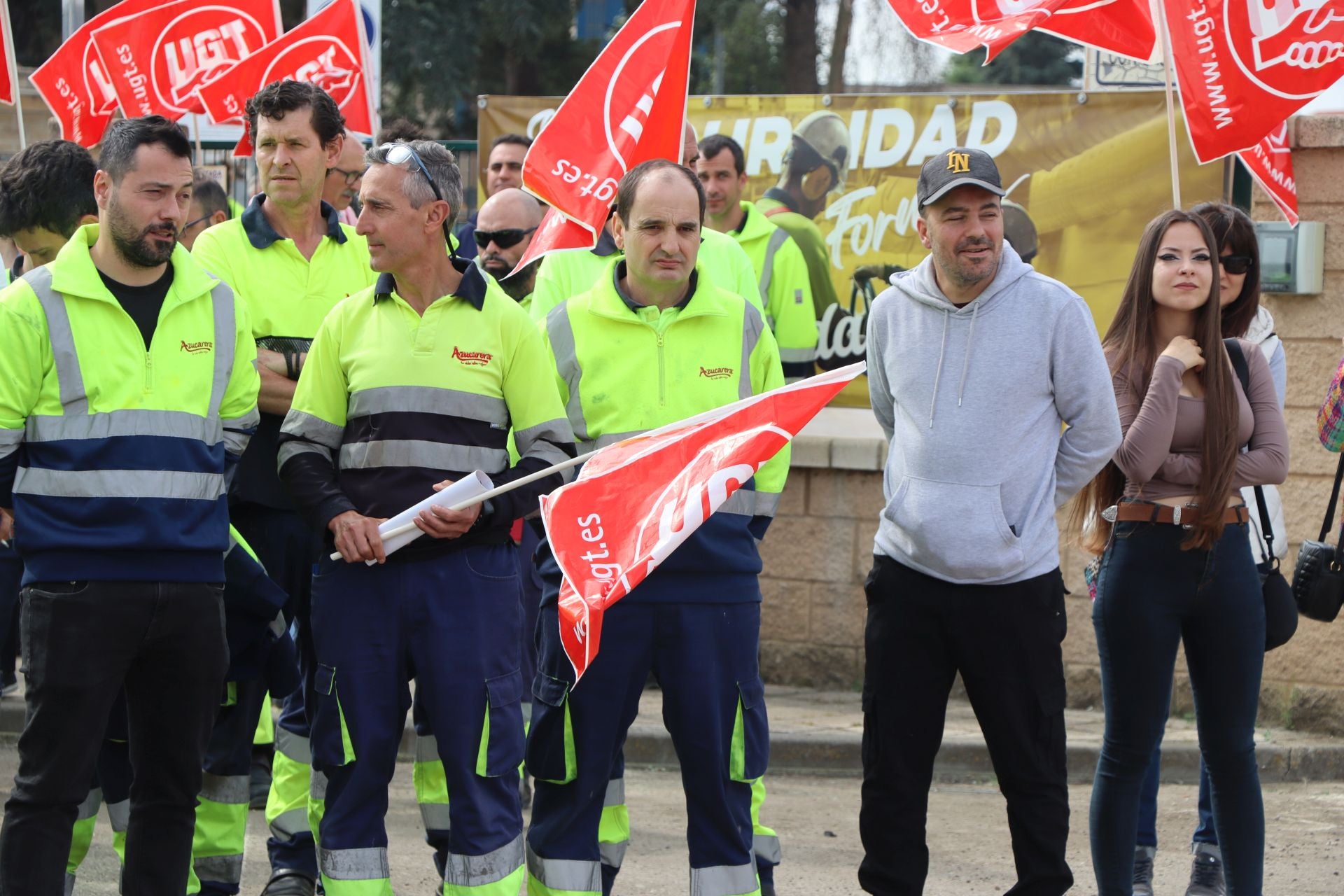 Concentración de trabajadores de Azucarera de La Bañeza