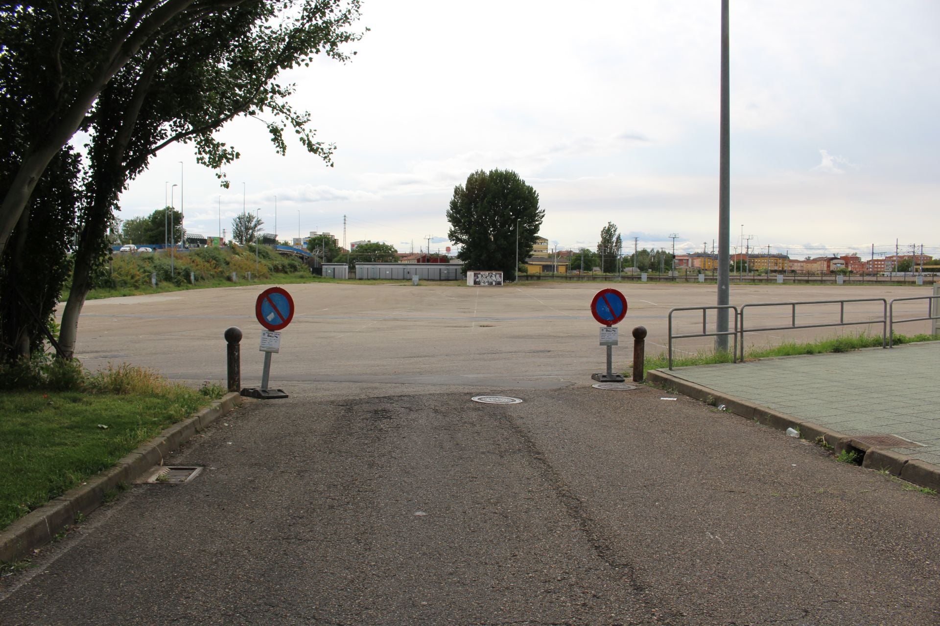 Comienzan las obras en el entorno del estadio Reino de León