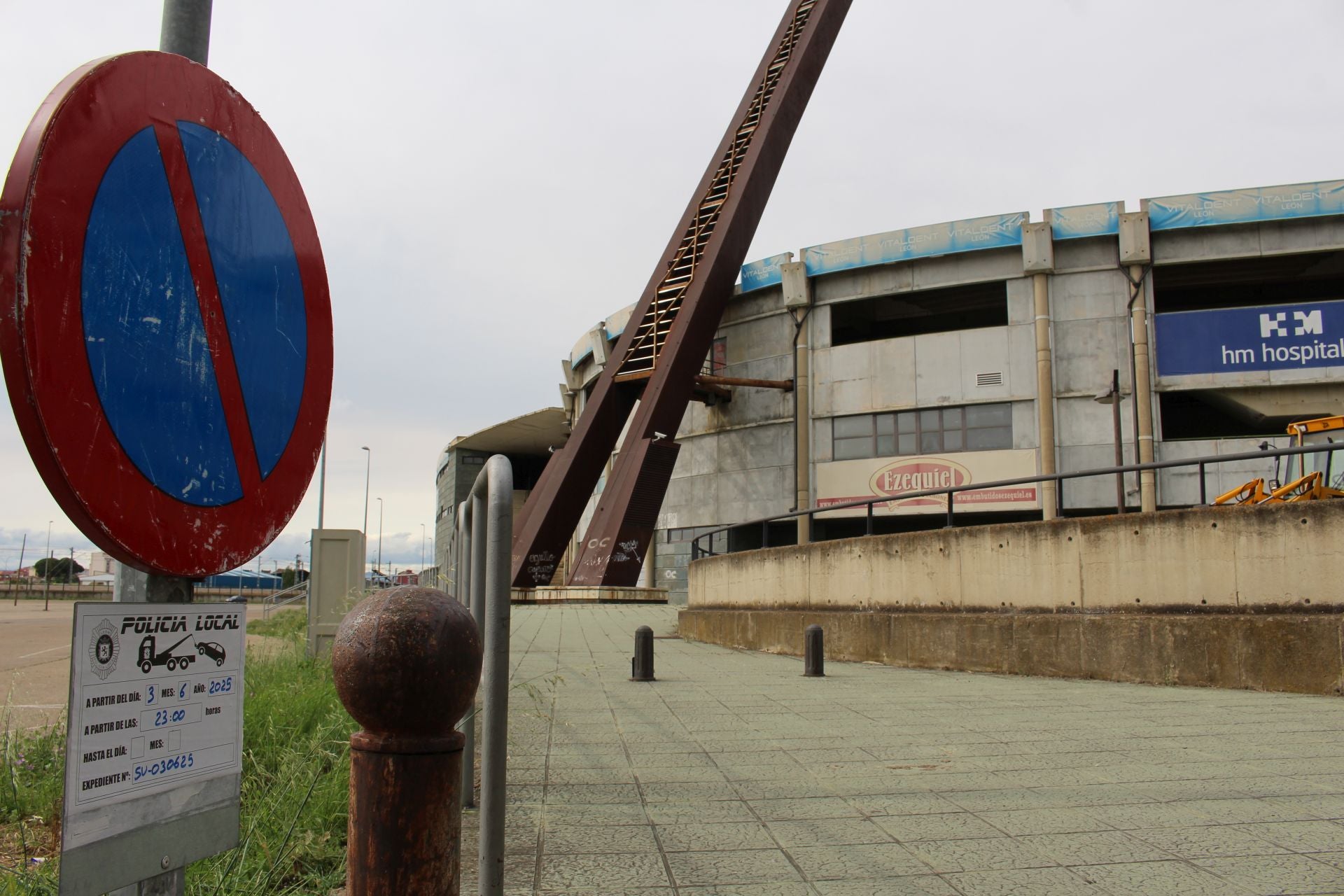 Comienzan las obras en el entorno del estadio Reino de León