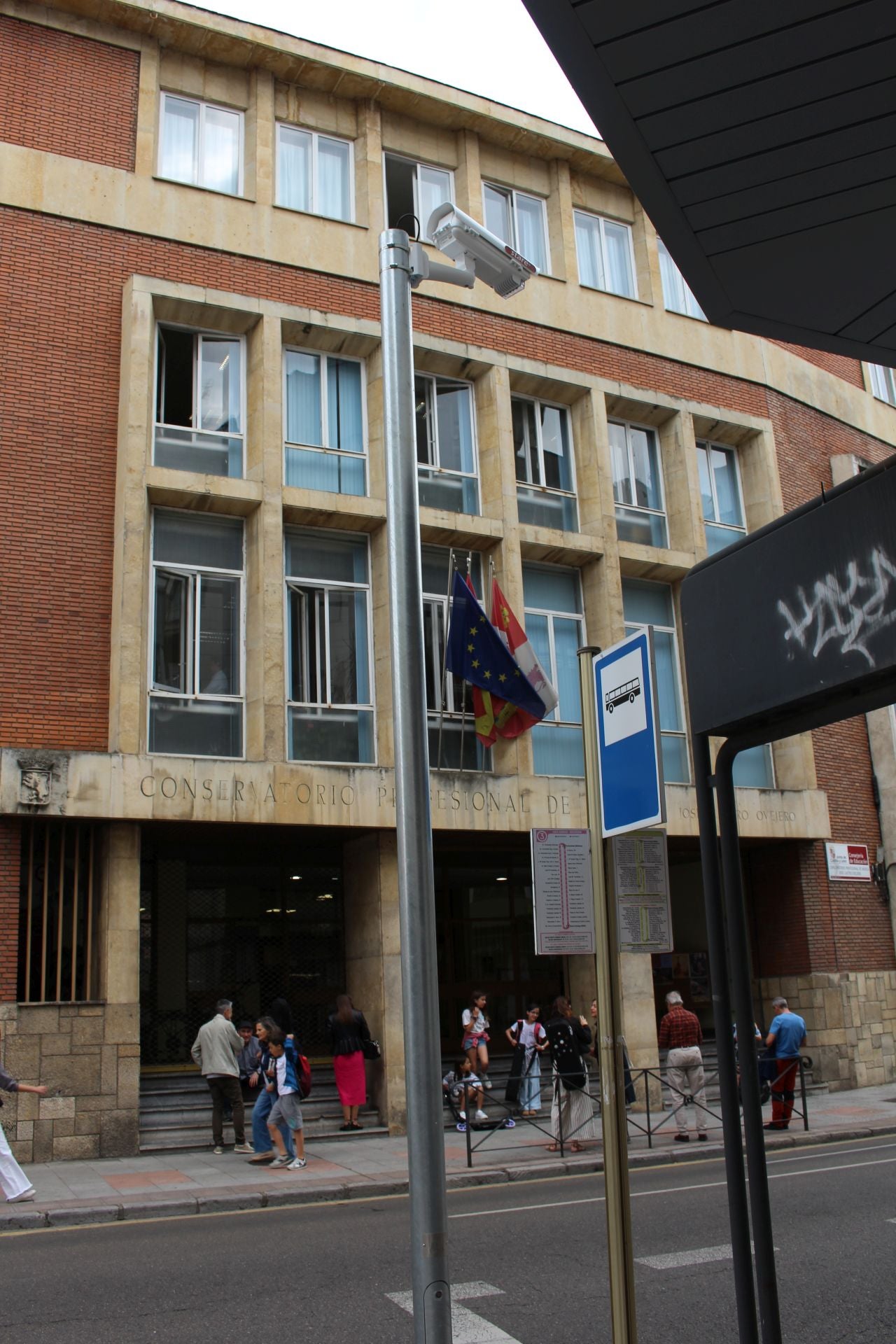 Las cámaras de la ZBE en León empiezan a instalarse