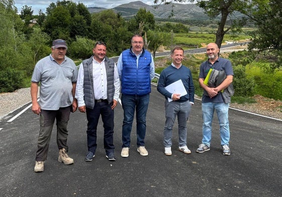 Mejoran por más de 115.000 euros la carretera de acceso a Valle de las Casas