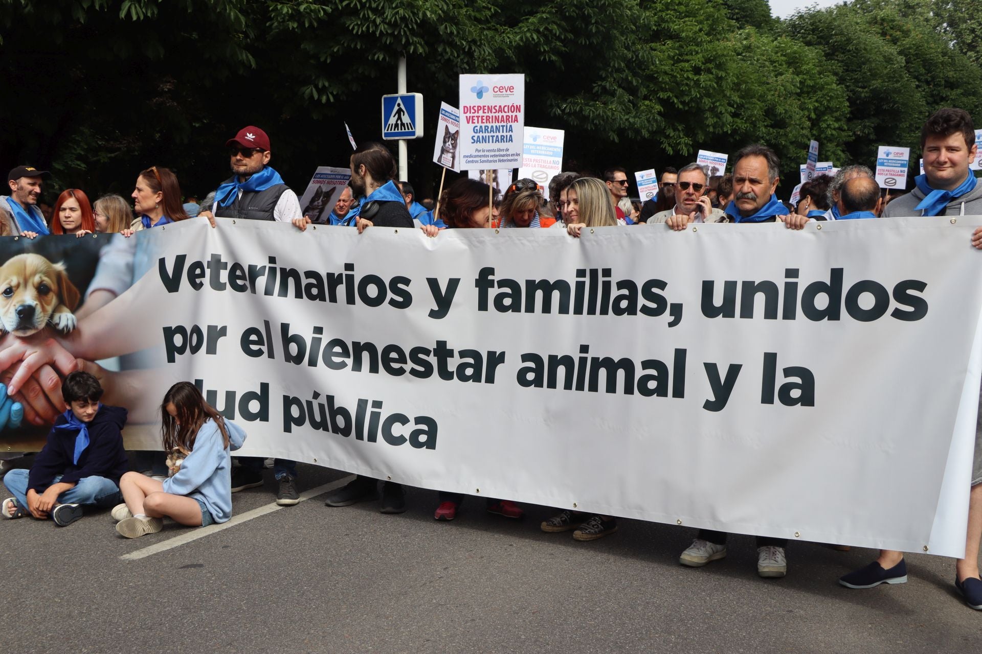 Imágenes de la manifestación veterinaria en León