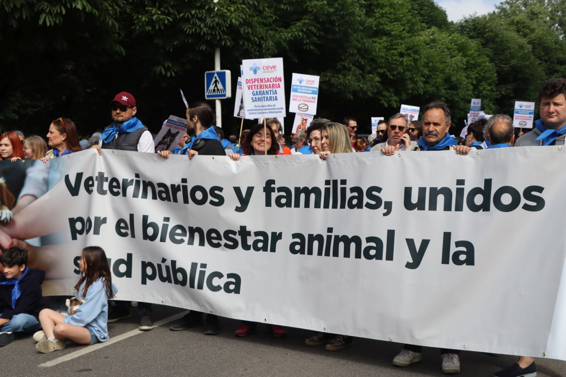 Imágenes de la manifestación veterinaria en León