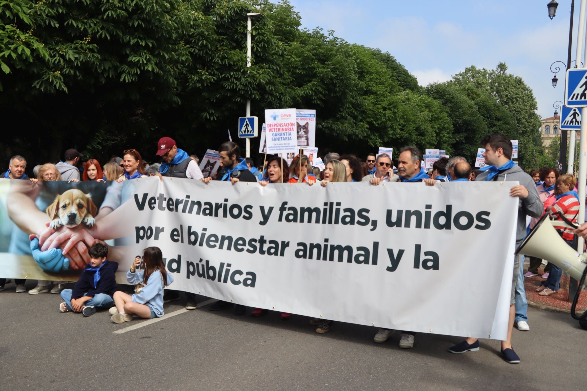 Imágenes de la manifestación veterinaria en León