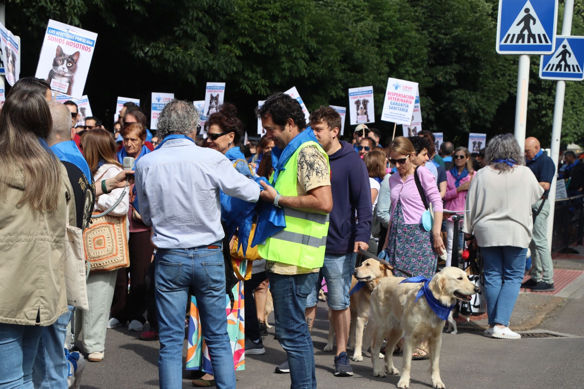 Imágenes de la manifestación veterinaria en León