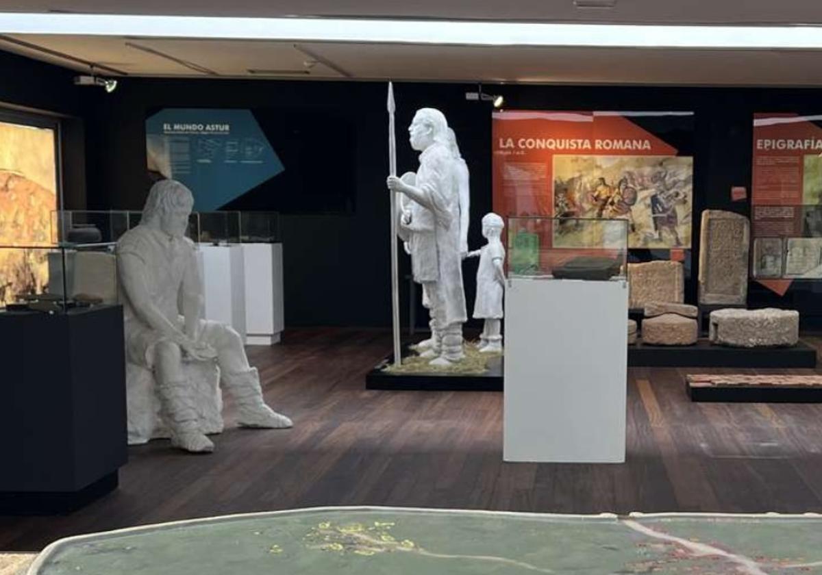 Imagen de archivo del interior de un museo.