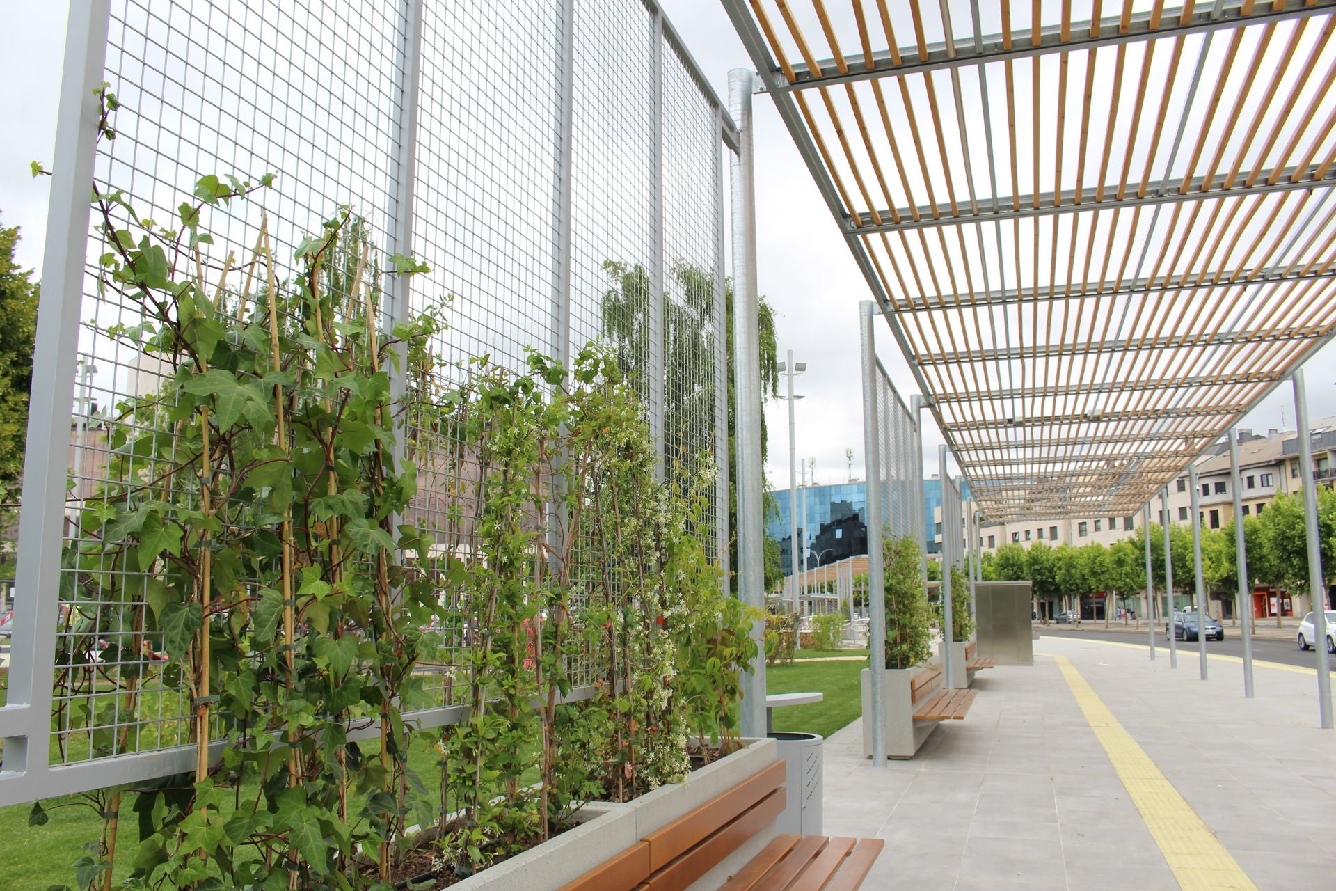 La nueva pérgola bioclimática en Pendones Leoneses