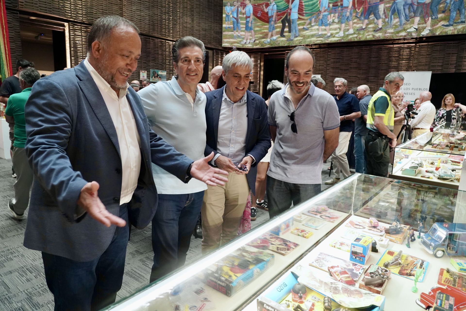 Inauguración de la exposición &#039;Un viaje nostálgico&#039;