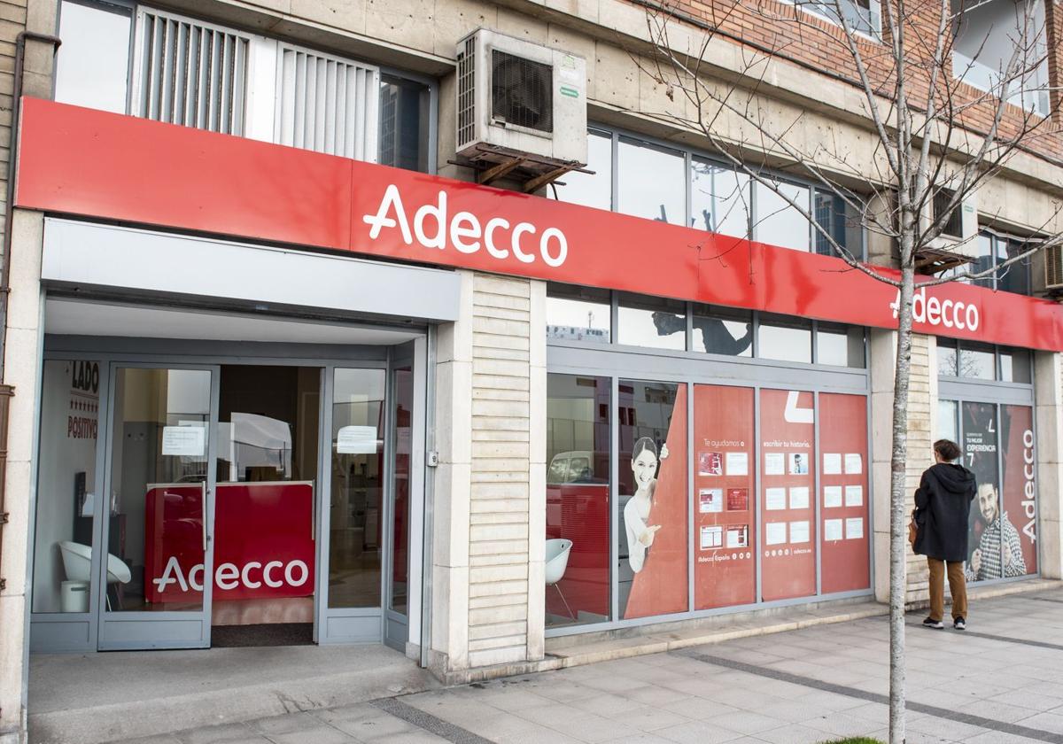 La delegación de Adecco en León oferta 30 puestos de trabajo.