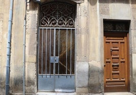 Dos portales en la calle que buscamos esta semana.