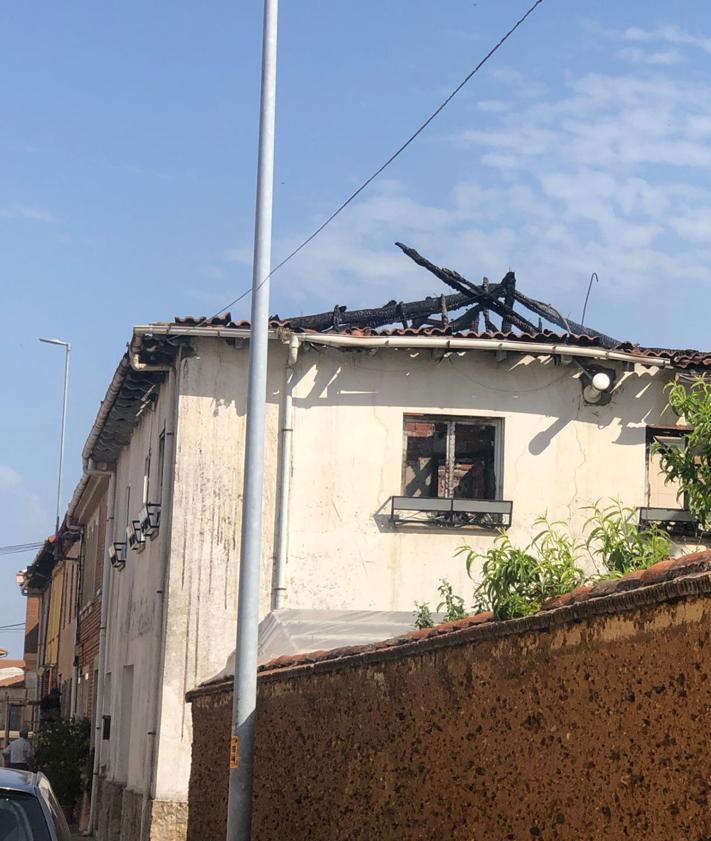 Imagen secundaria 2 - Imágenes de la situación actual de la vivienda.