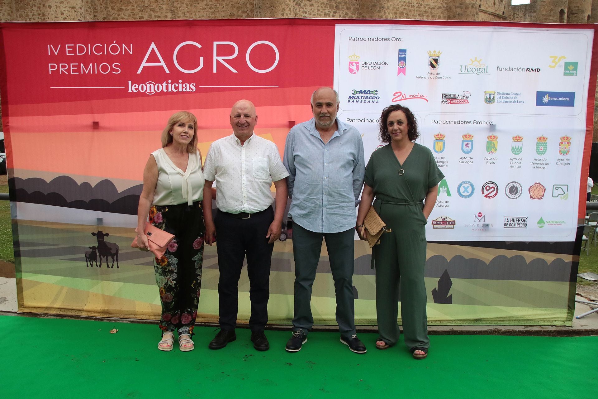 Marian de la Paz, Manuel Mantecón, Julio César Carnero y Beatriz Modino. (Sindicato Central del Embalse de los Barrios de Luna)
