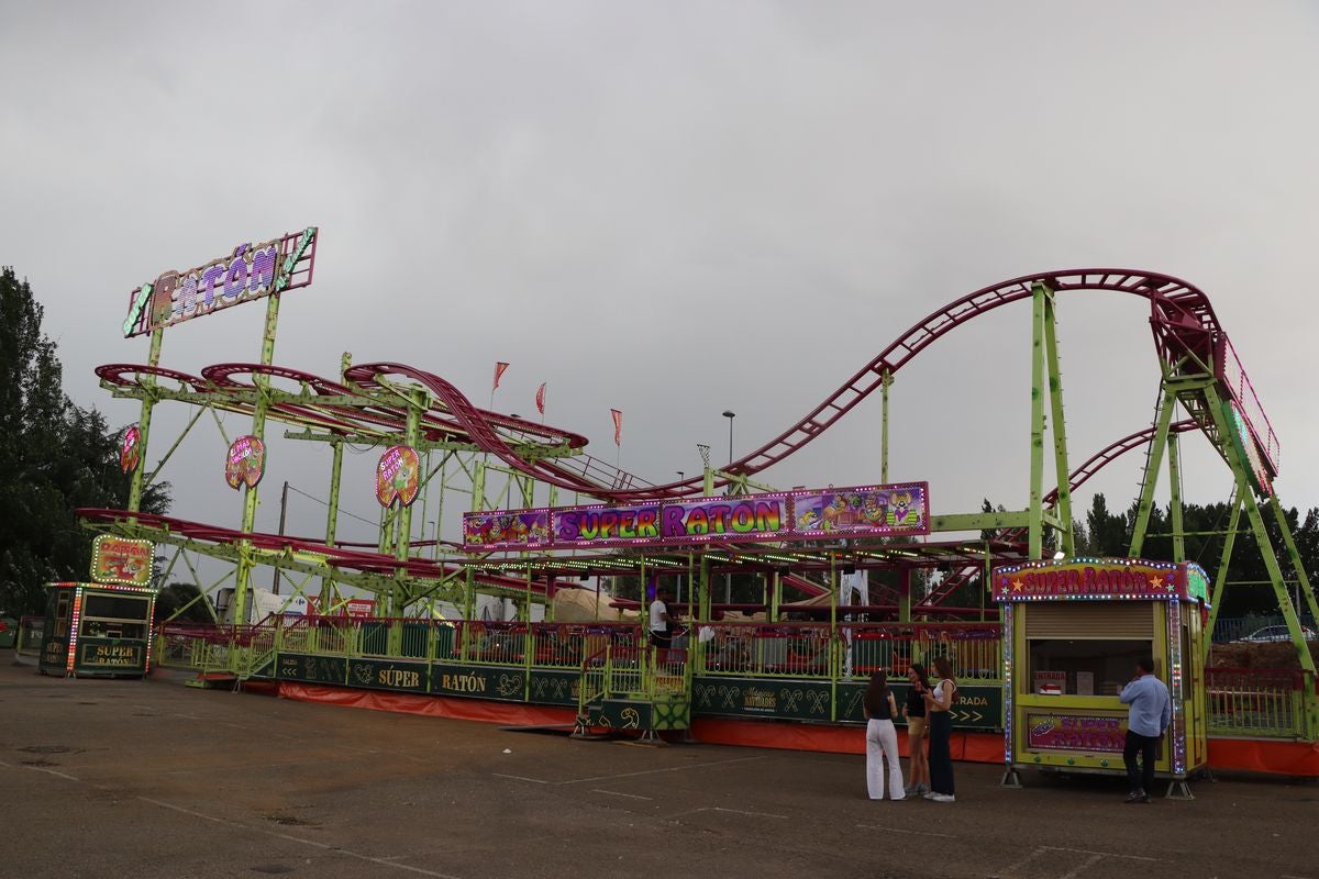 Las imágenes del primer día de las Fiestas de San Juan y San Pedro 2025