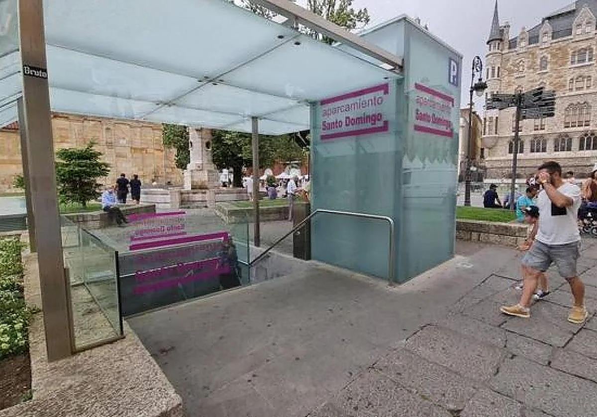 Acceso al parking de San Marcelo.