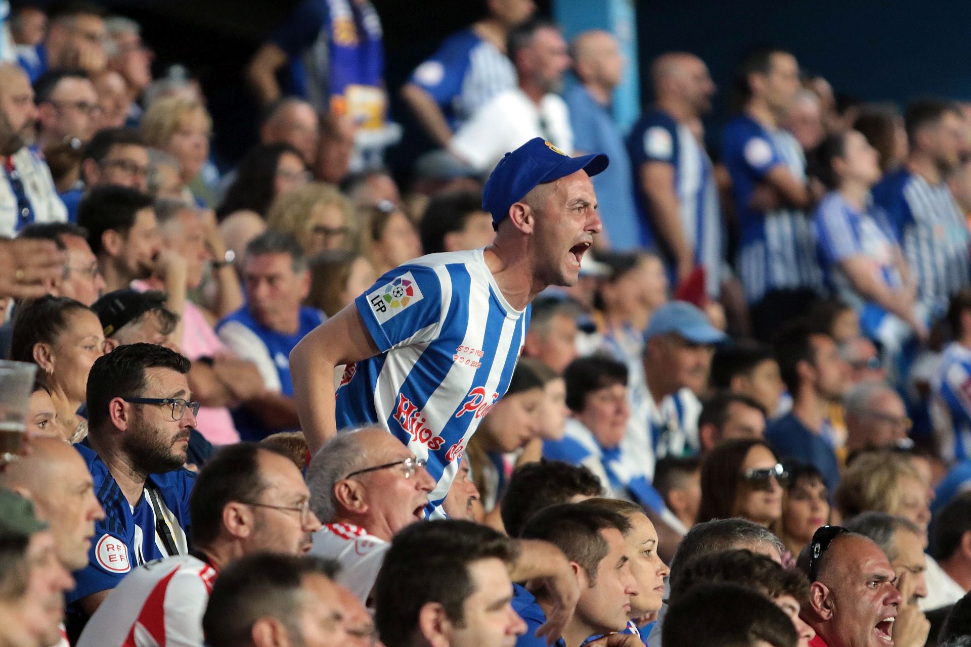 Las imágenes del cruel desenlace de la Deportiva ante el Andorra