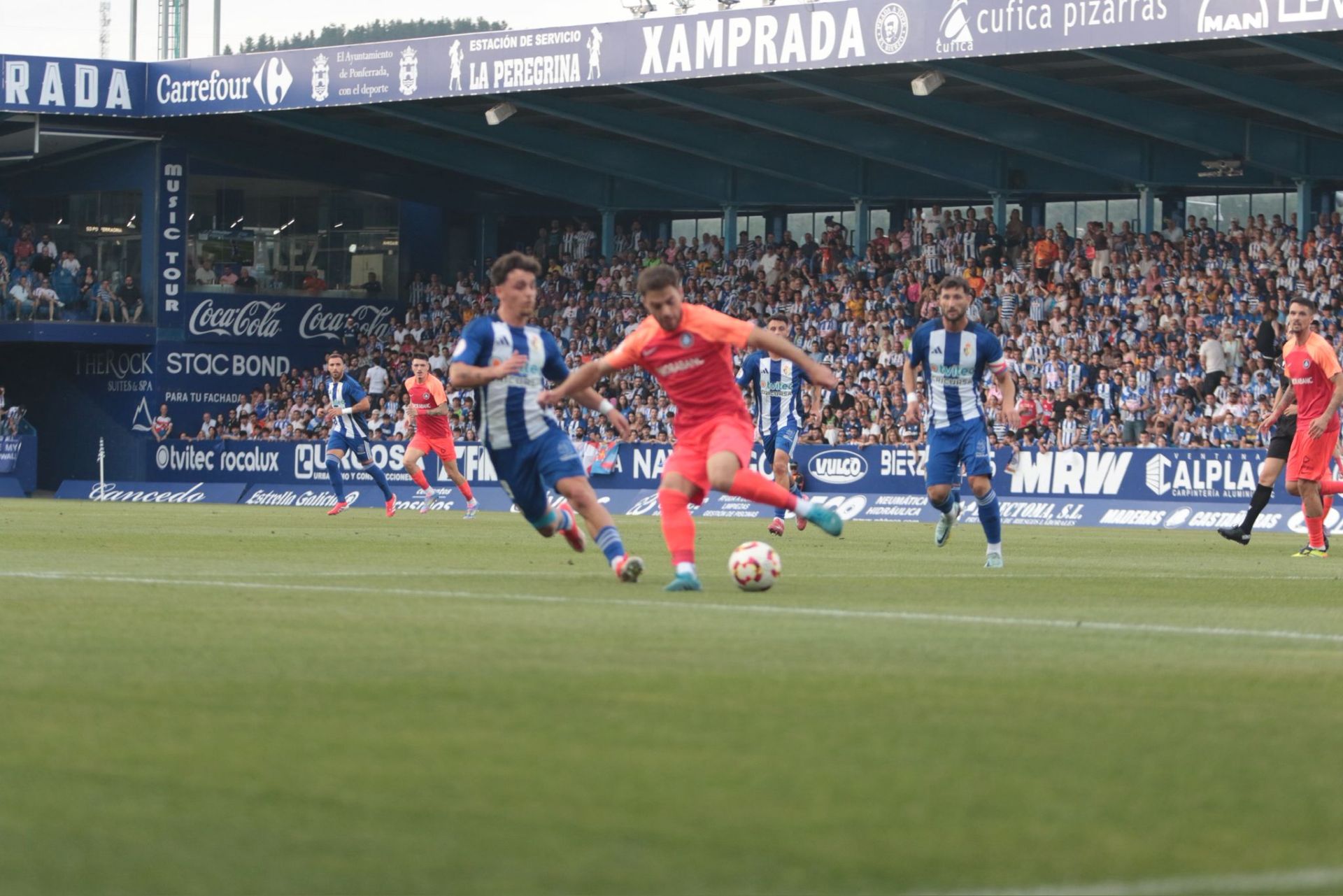 Las imágenes del cruel desenlace de la Deportiva ante el Andorra