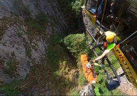 Imagen del rescate en Valporquero.