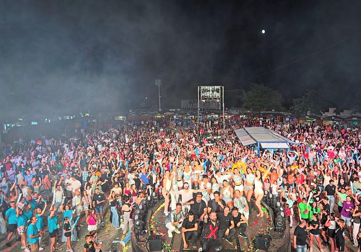 Imagen de la orquesta La Misión.