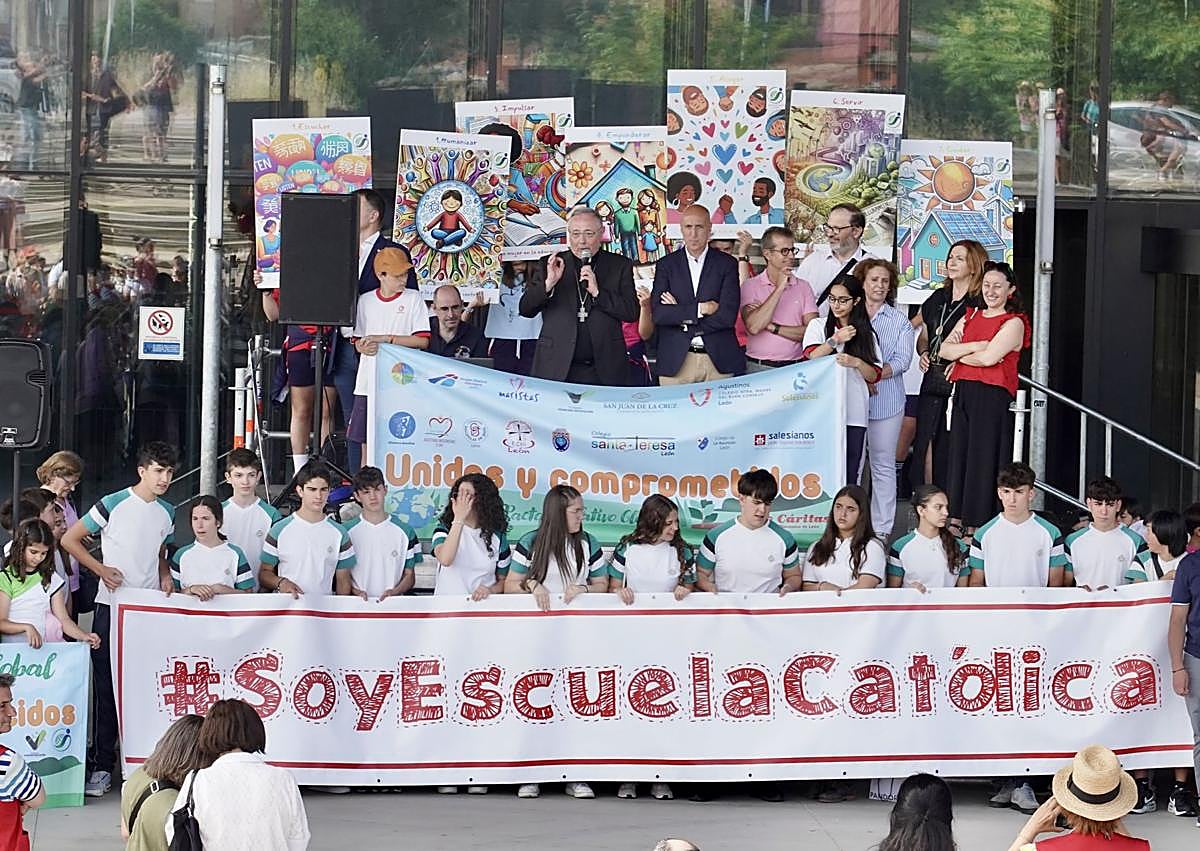 Imagen secundaria 1 - León se une por el Pacto Educativo Global.