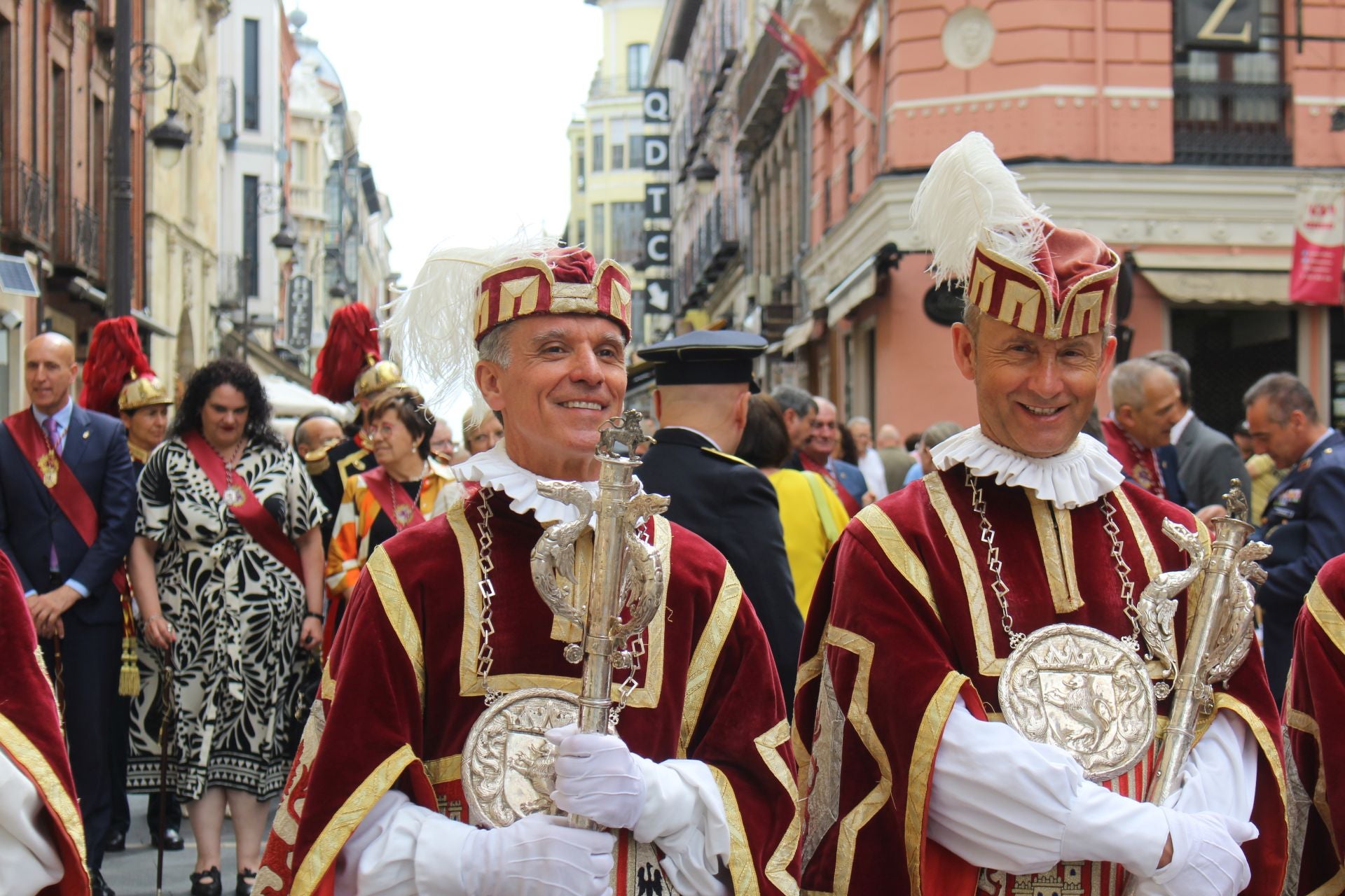 Las imágenes de la misa de San Juan de León