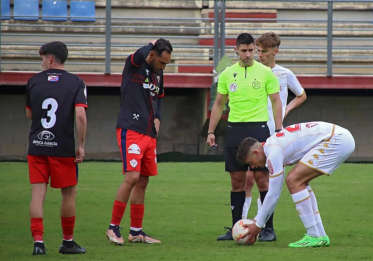 Imagen de archivo de un partido entre el Atlético Bembibre y el Júpiter.