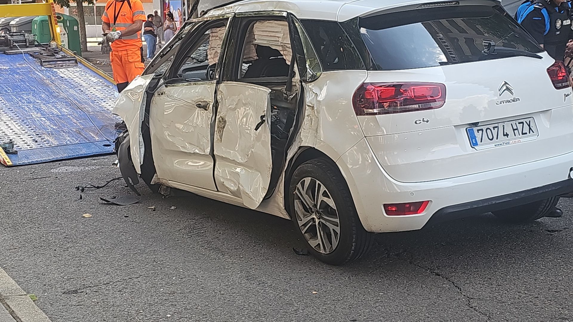 Las imágenes del accidente en el barrio Eras de Renueva de León