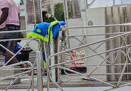 El recinto del Real de la Feria recupera la normalidad, tras la tormenta