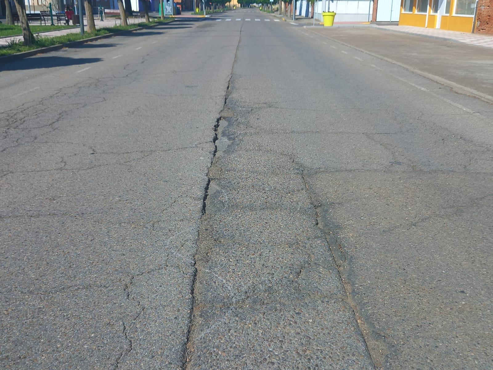 Estado de los viales autonómicos que cruzan por Santa María del Páramo.