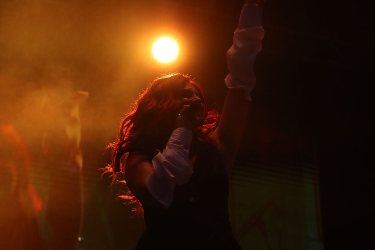 Las imágenes que capturan la magia del concierto de Leire en León