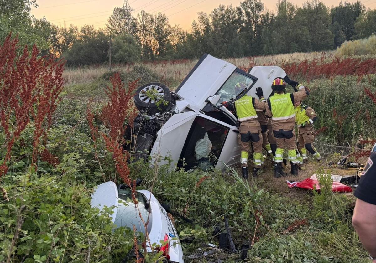 Aparatoso accidente en la entrada a León.