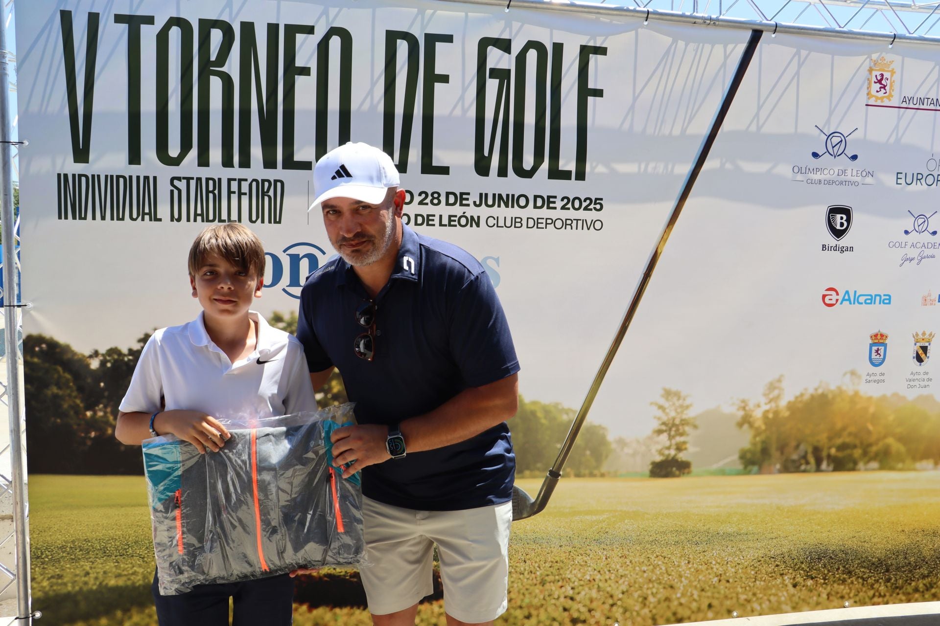 V Torneo de Golf de Leonoticias