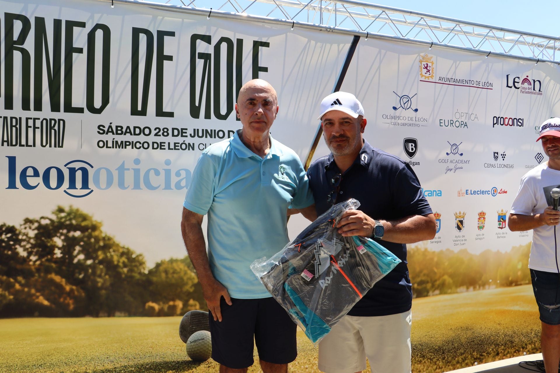 V Torneo de Golf de Leonoticias