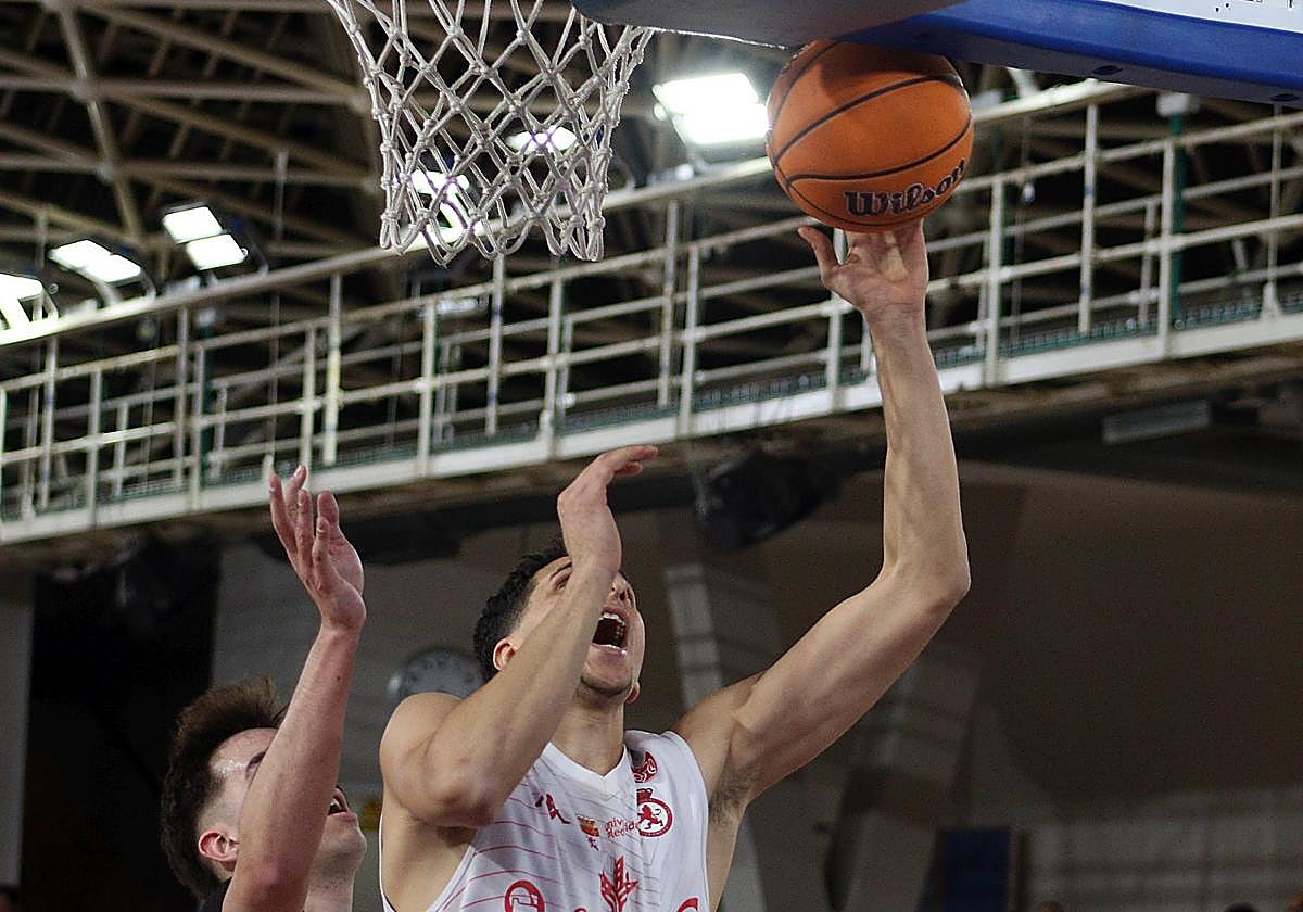 Fares Ochi, en un partido con la Cultural.