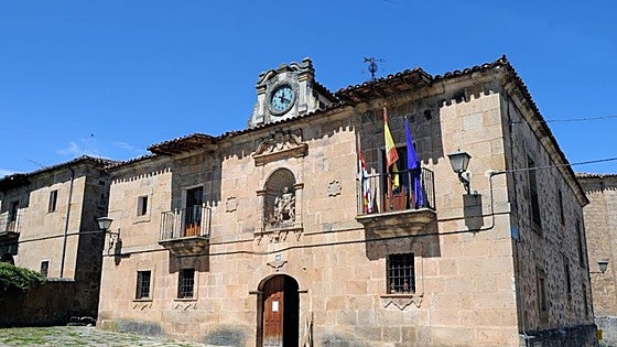 Socorridos de madrugada 73 menores y 13 monitores afectados por una tormenta en un campamento