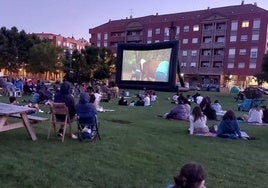 Una de las proyecciones del cine de verano en La Palomera.