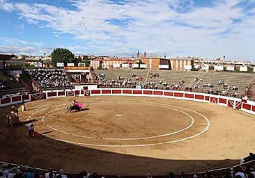 Astorga recupera su plaza de toros, la más antigua del noroeste, con el Circuito de Novilladas