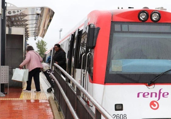 Activan un teléfono gratuito de información para los usuarios de Feve